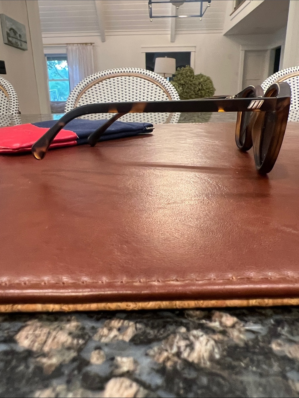 Le Specs Polarized Black and Tortoiseshell Sunglasses - Picture 6 of 7